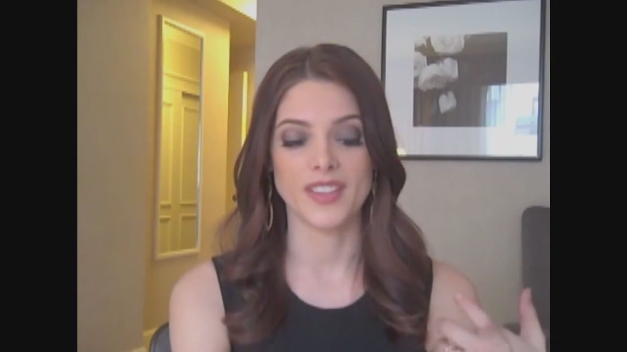Ashley-Greene-dot-nl_Skatelandinterview-ComingSoonNet0841.jpg