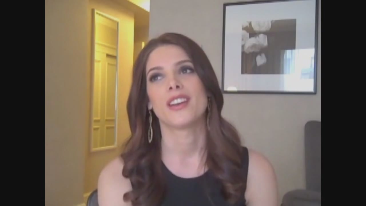 Ashley-Greene-dot-nl_Skatelandinterview-ComingSoonNet0847.jpg