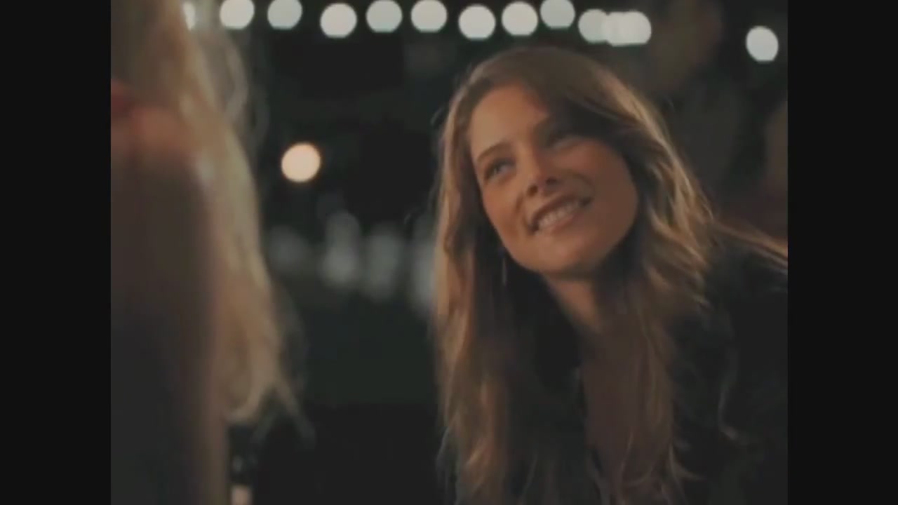 Ashley-Greene-dot-nl_Skatelandinterview-ComingSoonNet0853.jpg