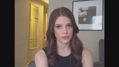 Ashley-Greene-dot-nl_Skatelandinterview-ComingSoonNet0550.jpg