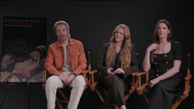 ashley-greene-dot-nl_TheRitualPressJunket-ComingSoon0027.jpg
