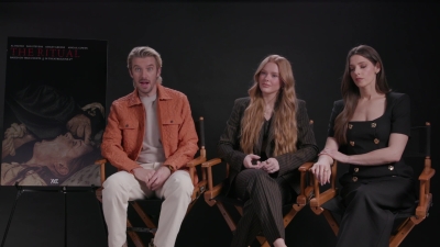ashley-greene-dot-nl_TheRitualPressJunket-ComingSoon0058.jpg