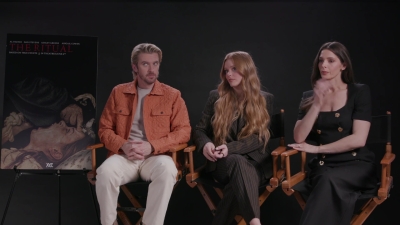 ashley-greene-dot-nl_TheRitualPressJunket-ComingSoon0808.jpg