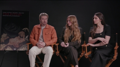 ashley-greene-dot-nl_TheRitualPressJunket-ComingSoon0830.jpg