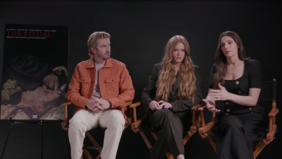 ashley-greene-dot-nl_TheRitualPressJunket-ComingSoon0982.jpg