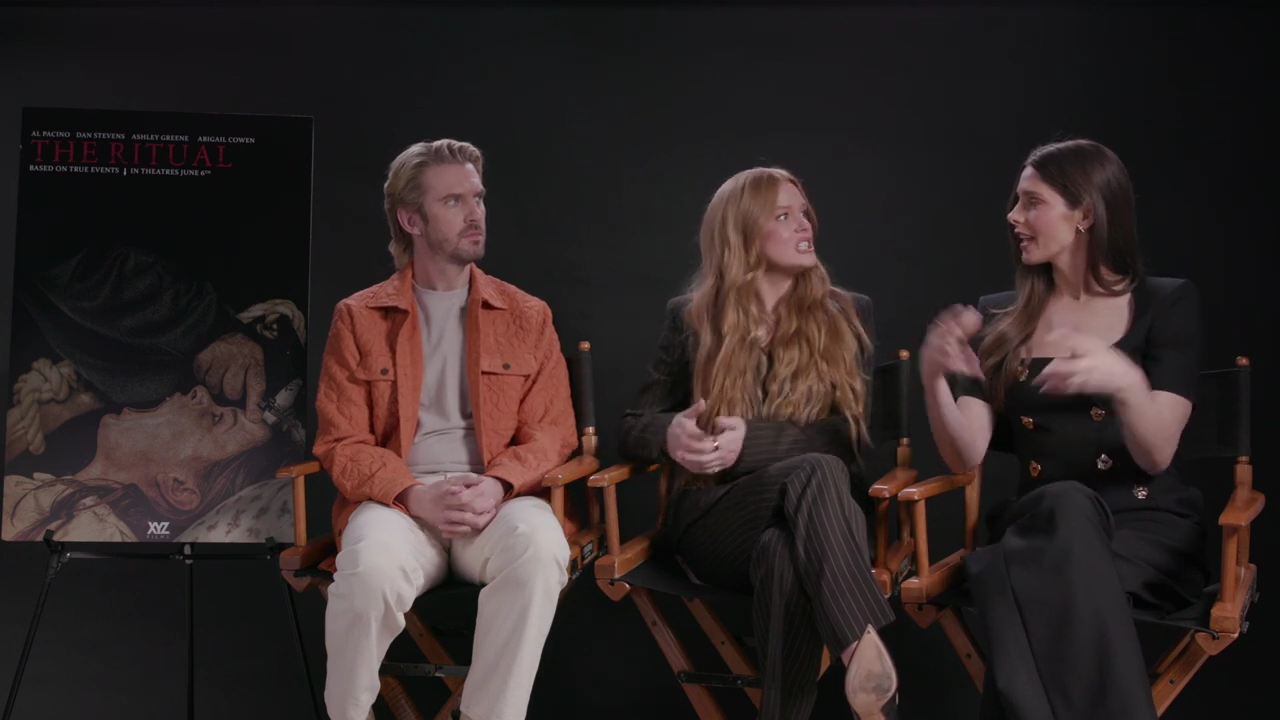 ashley-greene-dot-nl_TheRitualPressJunket-TheMarySue0412.jpg ashley-greene-dot-nl_TheRitualPressJunket-TheMarySue0412.jpg