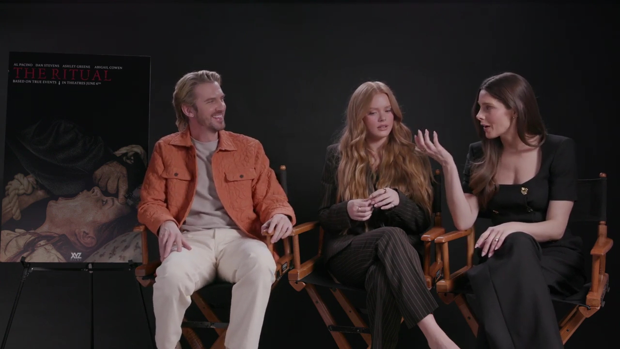 ashley-greene-dot-nl_TheRitualPressJunket-TheMarySue0611.jpg ashley-greene-dot-nl_TheRitualPressJunket-TheMarySue0611.jpg