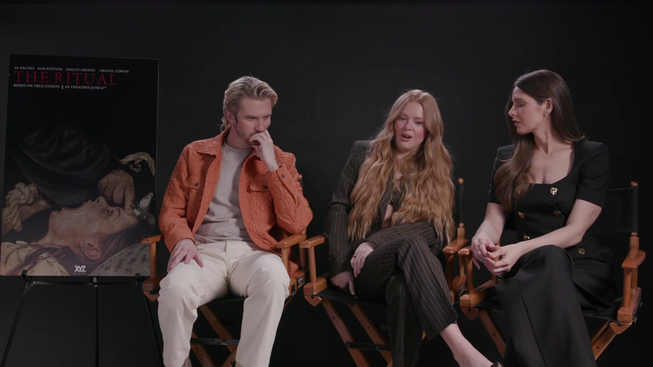 ashley-greene-dot-nl_TheRitualPressJunket-TheMarySue0774.jpg ashley-greene-dot-nl_TheRitualPressJunket-TheMarySue0774.jpg