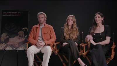 ashley-greene-dot-nl_TheRitualPressJunket-TheMarySue0003.jpg