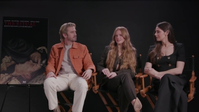 ashley-greene-dot-nl_TheRitualPressJunket-TheMarySue1073.jpg