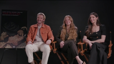 ashley-greene-dot-nl_TheRitualPressJunket-TheMarySue1154.jpg