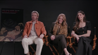 ashley-greene-dot-nl_TheRitualPressJunket-TheMarySue1160.jpg