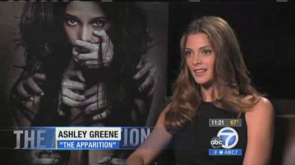 Ashley-Greene-dot-nl_TheApparition-PressJunket-ABC7-0029.jpg