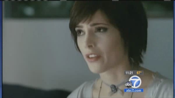 Ashley-Greene-dot-nl_TheApparition-PressJunket-ABC7-0074.jpg