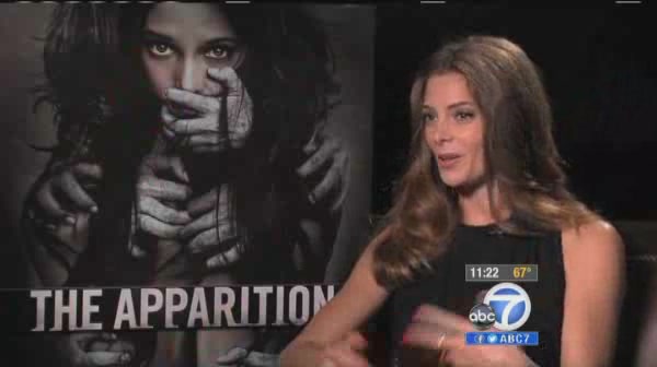 Ashley-Greene-dot-nl_TheApparition-PressJunket-ABC7-0089.jpg