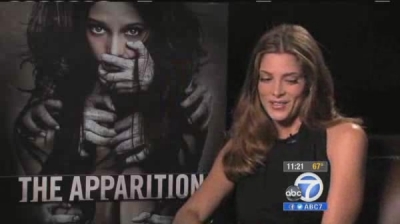 Ashley-Greene-dot-nl_TheApparition-PressJunket-ABC7-0062.jpg