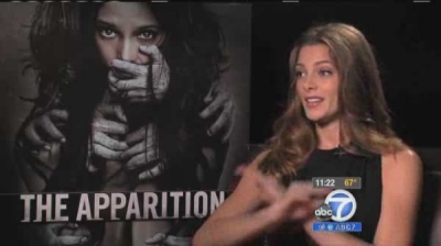 Ashley-Greene-dot-nl_TheApparition-PressJunket-ABC7-0095.jpg