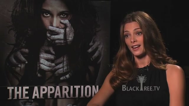 Ashley-Greene-dot-nl_TheApparition-PressJunket-BlackTreeTV0227.jpg