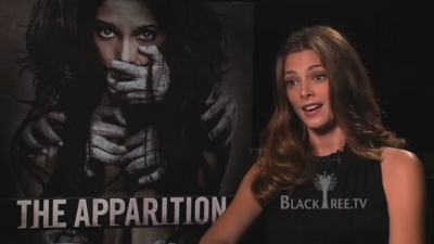 Ashley-Greene-dot-nl_TheApparition-PressJunket-BlackTreeTV0227.jpg