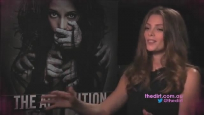 Ashley-Greene-dot-nl_TheApparition-PressJunket-DirtTV0049.jpg