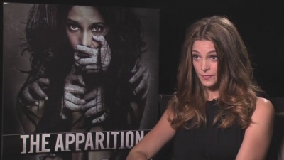 Ashley-Greene-dot-nl_TheApparition-PressJunket-Movieweb0003.jpg