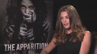 Ashley-Greene-dot-nl_TheApparition-PressJunket-Movieweb0082.jpg