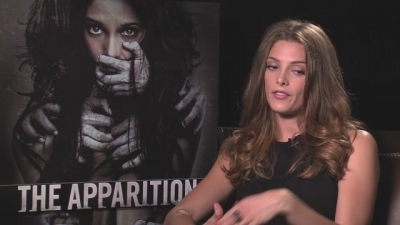 Ashley-Greene-dot-nl_TheApparition-PressJunket-Movieweb0124.jpg