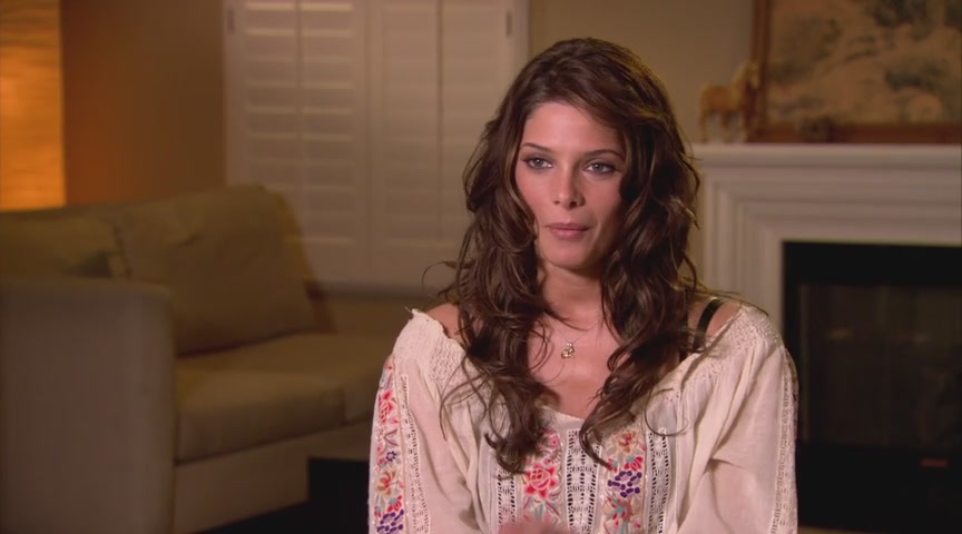 Ashley-Greene-dot-nl_TheApparition-PressJunket-TrailerAddict0091.jpg