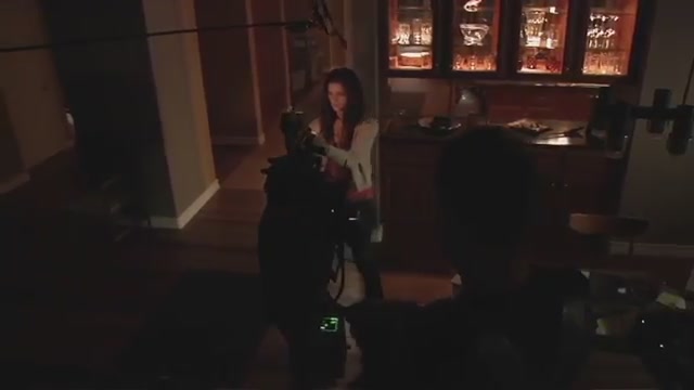 Ashley-Greene-dot-nl_TheApparition-PressJunket-HitFix0143.jpg