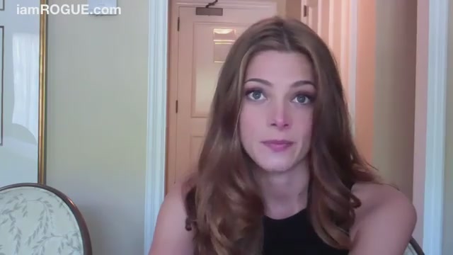 Ashley-Greene-dot-nl_TheApparition-PressJunket-IAmRouge0160.jpg