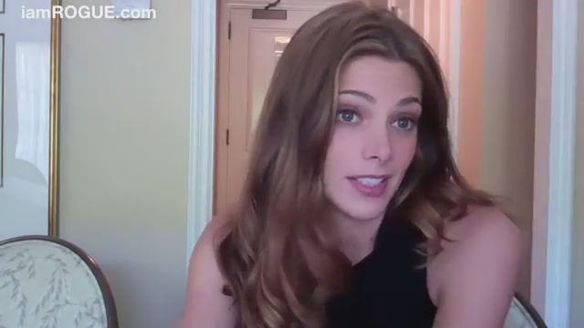 Ashley-Greene-dot-nl_TheApparition-PressJunket-IAmRouge0262.jpg