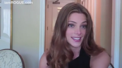 Ashley-Greene-dot-nl_TheApparition-PressJunket-IAmRouge0209.jpg