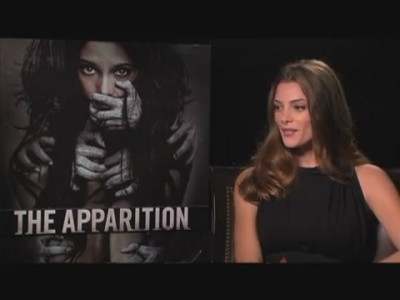 Ashley-Greene-dot-nl_TheApparition-PressJunket-jakethemovieguy0201.jpg