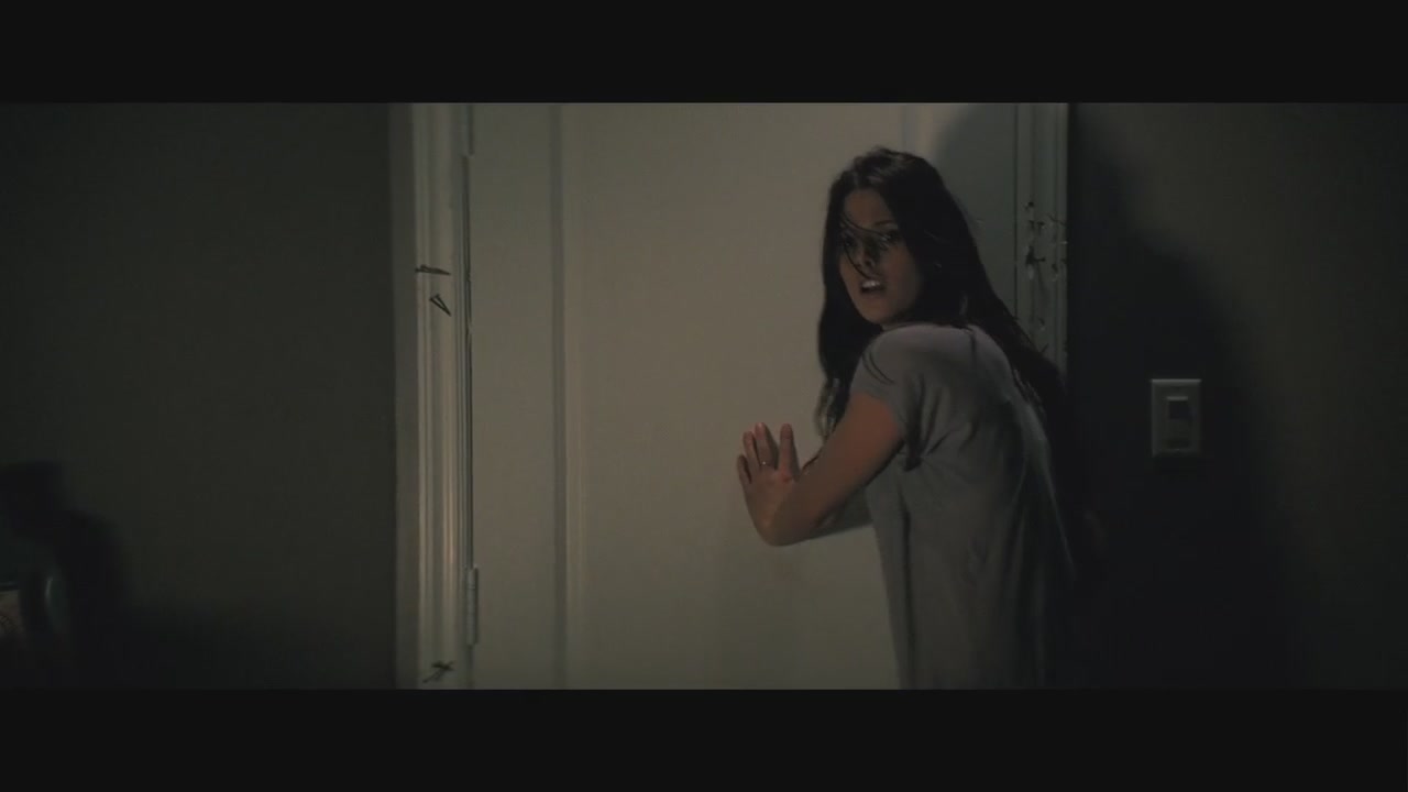 Ashley-Greene-dot-nl_TheApparition-PressJunket-shocktillyoudrop0265.jpg