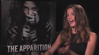 Ashley-Greene-dot-nl_TheApparition-PressJunket-shocktillyoudrop0244.jpg