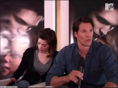 MTVGermany-TwilightDVDFanpartyInterview00012.jpg