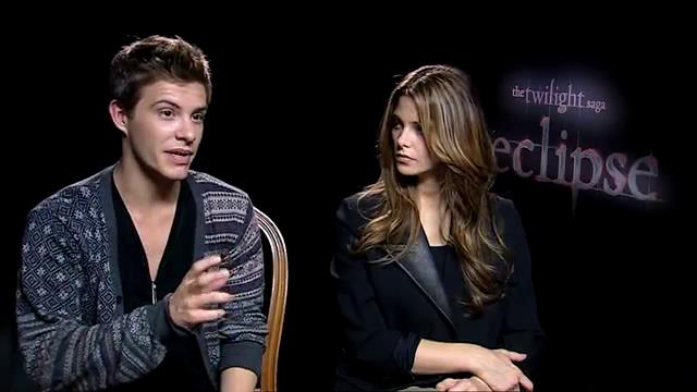 Ashley-Greene_dot_nl-EclipseinterviewWith_HeyUGuysBlog-00029.jpg