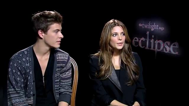 Ashley-Greene_dot_nl-EclipseinterviewWith_HeyUGuysBlog-00037.jpg