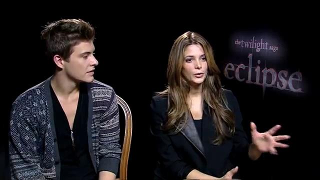 Ashley-Greene_dot_nl-EclipseinterviewWith_HeyUGuysBlog-00044.jpg