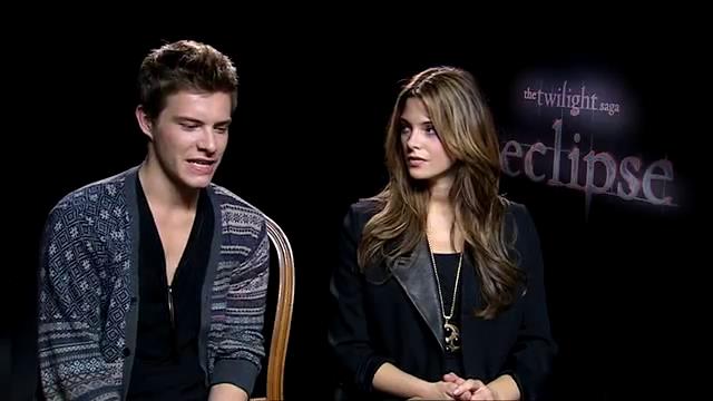Ashley-Greene_dot_nl-EclipseinterviewWith_HeyUGuysBlog-00111.jpg