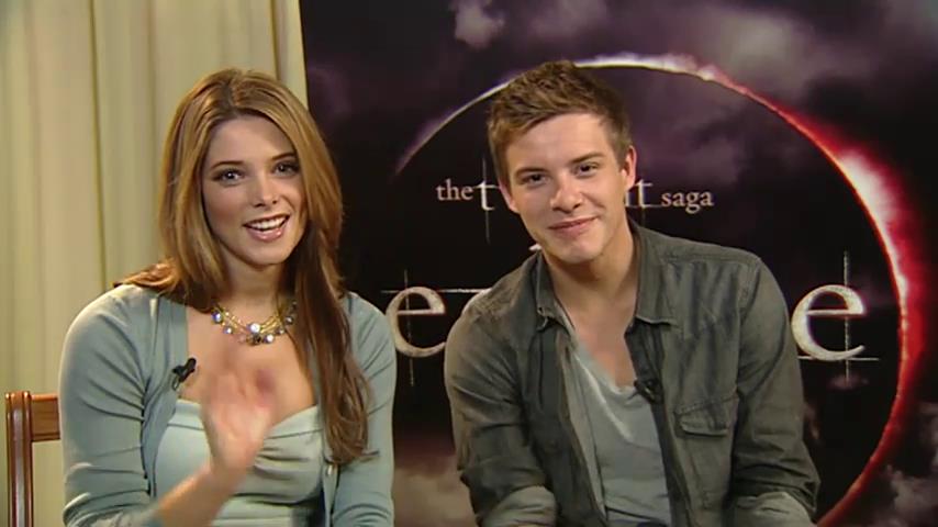 Ashley-Greene_dot_nl-IntroducingEclipseDVDToBelgiumAndDutchFansWithXavier-00017.jpg