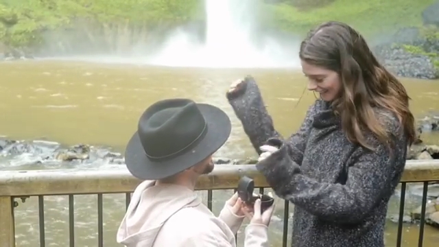 Ashley-Greene-dot-nl_2016Verlovingsvideo-0084.jpg