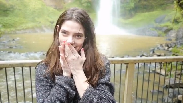 Ashley-Greene-dot-nl_2016Verlovingsvideo-0117.jpg