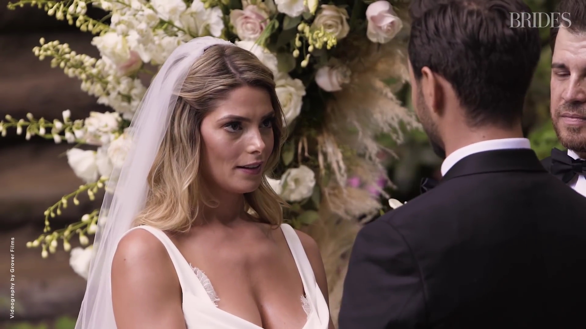 Ashley-Greene-dot-NL_2018Brides-com0092.jpg