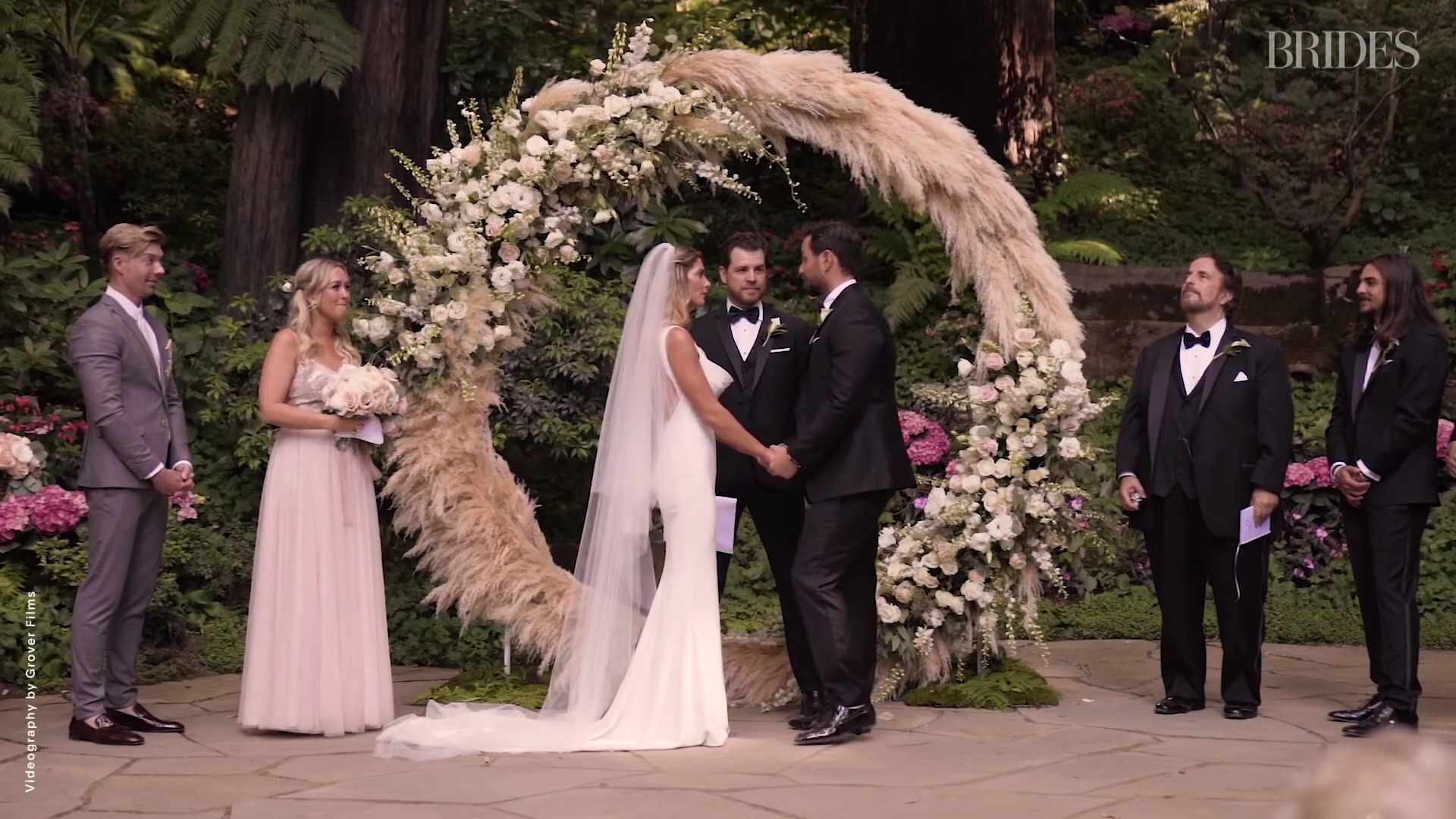 Ashley-Greene-dot-NL_2018Brides-com0105.jpg Ashley-Greene-dot-NL_2018Brides-com0105.jpg