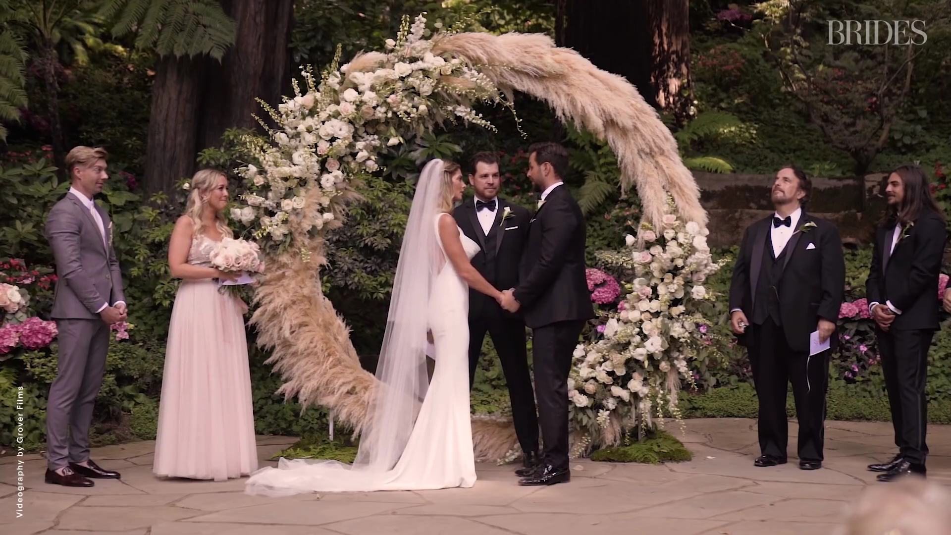 Ashley-Greene-dot-NL_2018Brides-com0106.jpg Ashley-Greene-dot-NL_2018Brides-com0106.jpg