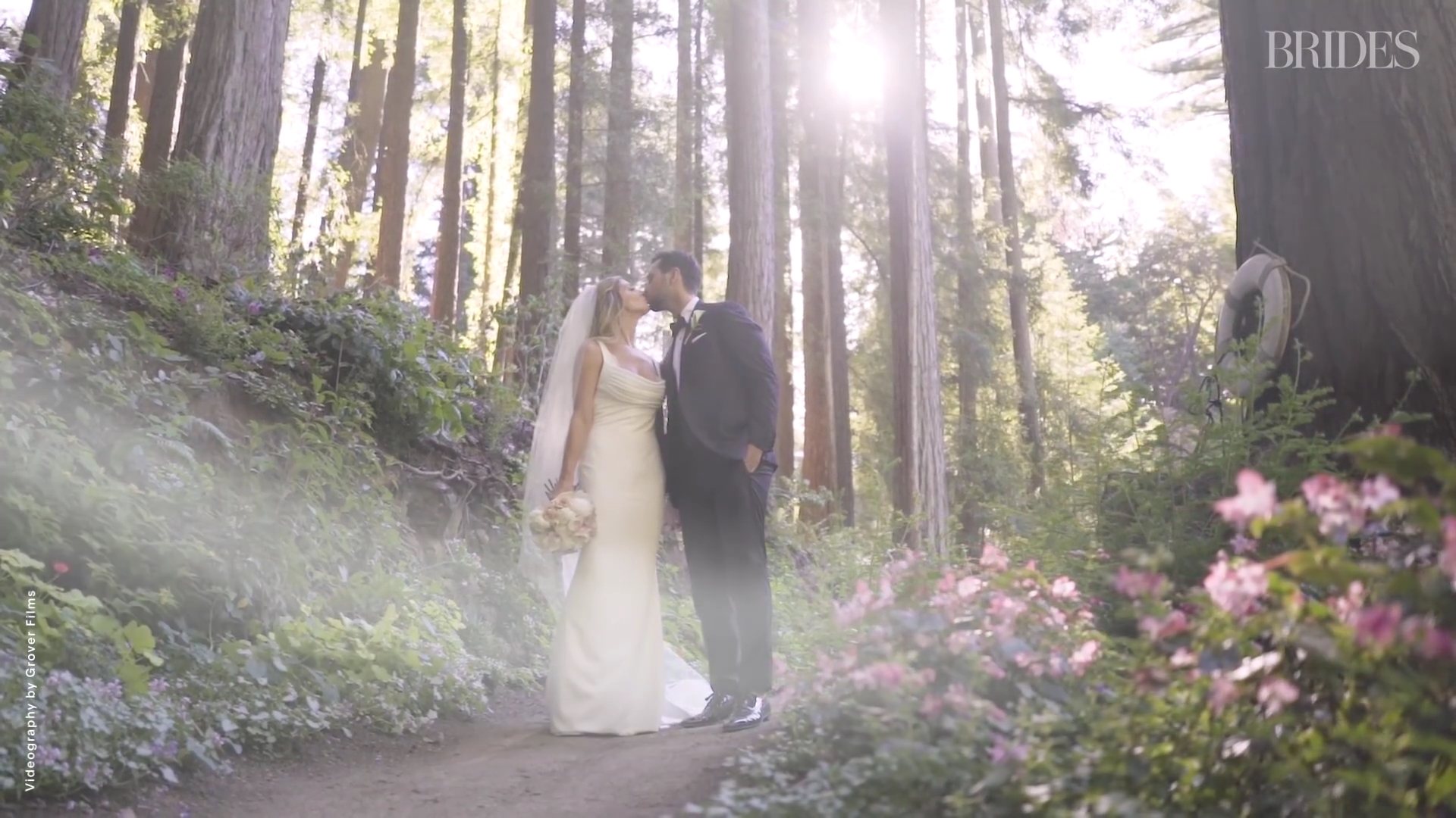 Ashley-Greene-dot-NL_2018Brides-com0188.jpg Ashley-Greene-dot-NL_2018Brides-com0188.jpg