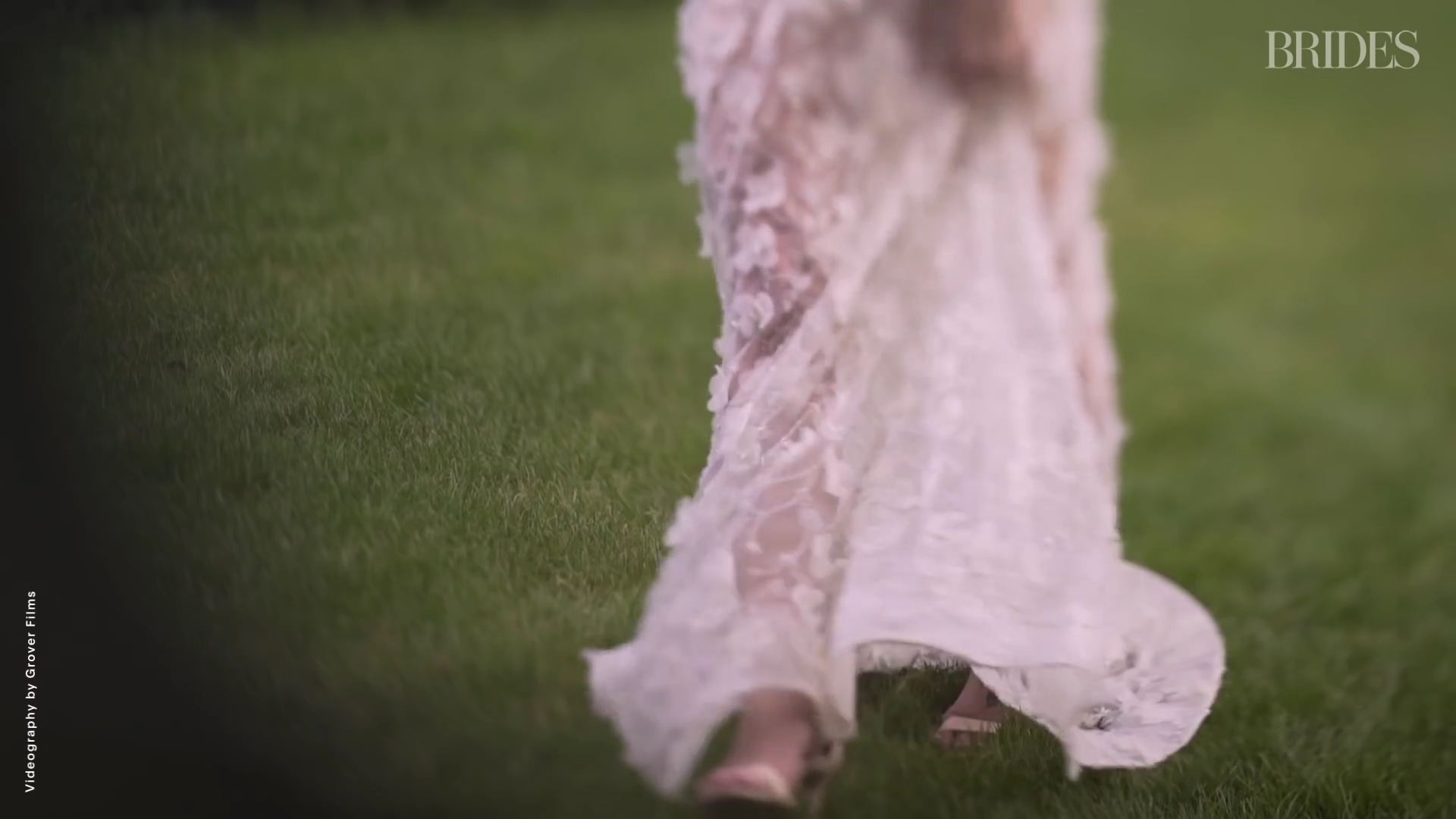 Ashley-Greene-dot-NL_2018Brides-com0217.jpg