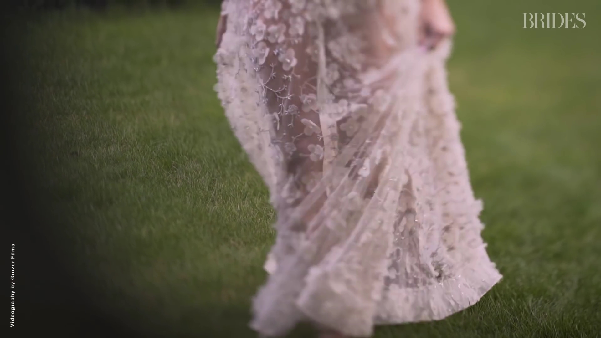 Ashley-Greene-dot-NL_2018Brides-com0219.jpg
