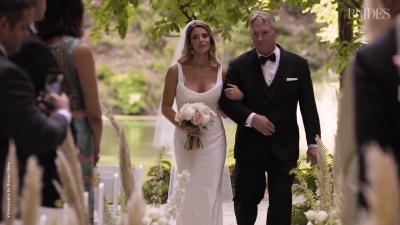 Ashley-Greene-dot-NL_2018Brides-com0239.jpg